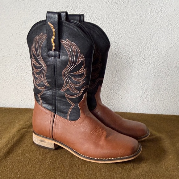 Rollda Other - Rollda Kids Cowboy Boots Square Toe Size 6